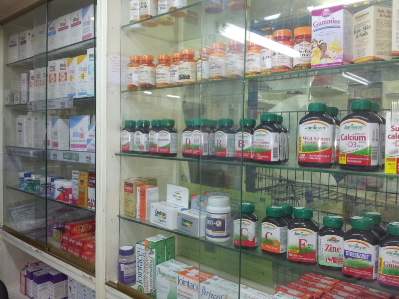 pharmacie-BARJOLS-min_pharmacy-218692